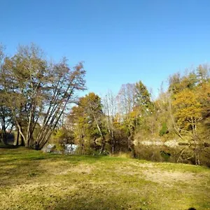 Hébergement de vacances Petit T2 Au Bord De L'allier, Vieille-Brioude